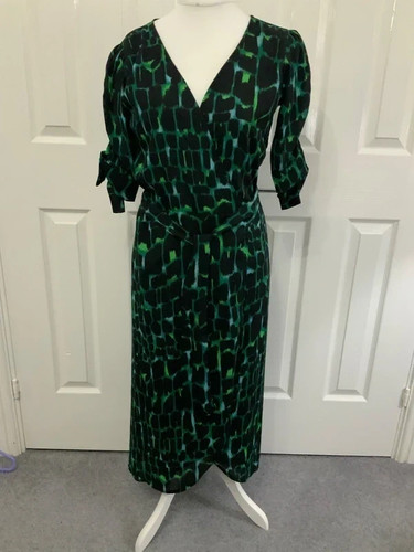 Dancing leopard wrap - dancing,