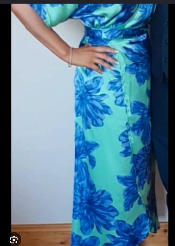Dancing leopard green blue - dancing,