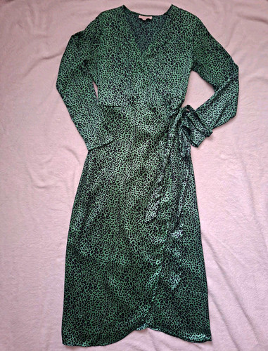 Dancing leopard satin wrap - leopard,