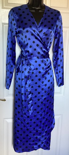 Dancing leopard blue spot - dancing,