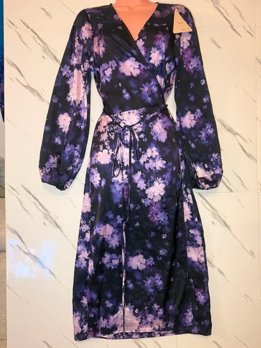 Dancing leopard purple - dancing,