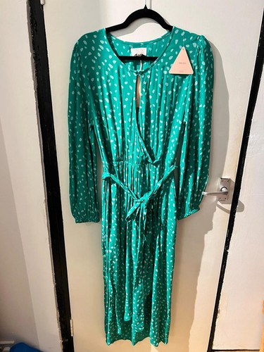Dancing leopard green spot - green,